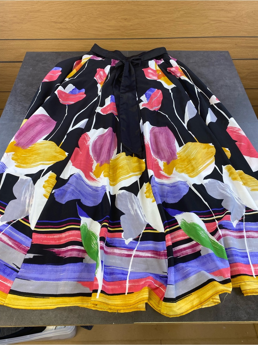Flint and Moss Women’s‎ black floral Maxi Skirt 8/10